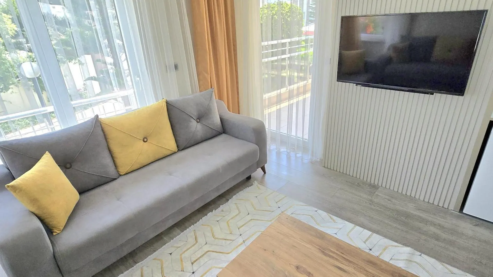 River Park Residence Lara Antalya 0*,